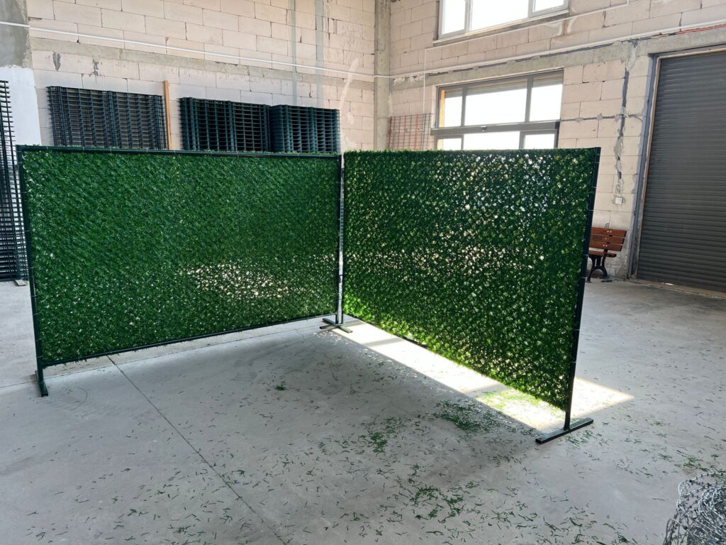 mobile grass fence 5